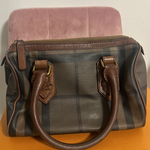USED BURBERRY SMALL HANDBAG 👝🥰 ORIGINAL 🏷️ - Picture 2 of 8